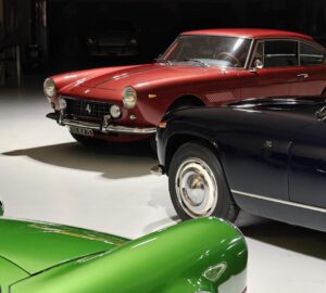Curve d’autore, se la passione per le auto d’epoca diventa asset