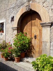 Toscana, la nuova rotta degli armatori: il doppio investimento tra terra e mare